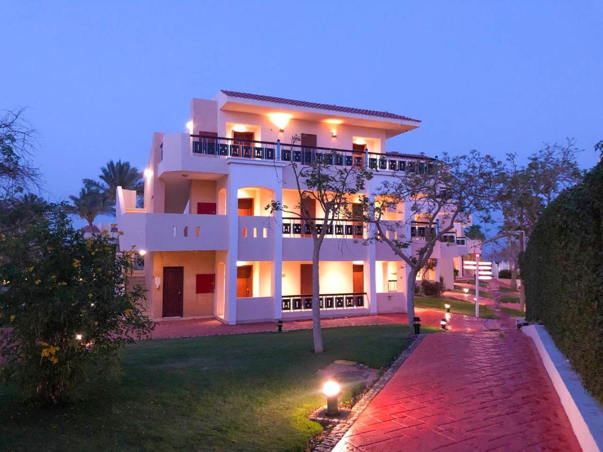Ivy Cyrene Island Aqua Park (adults Only) Resort 4*