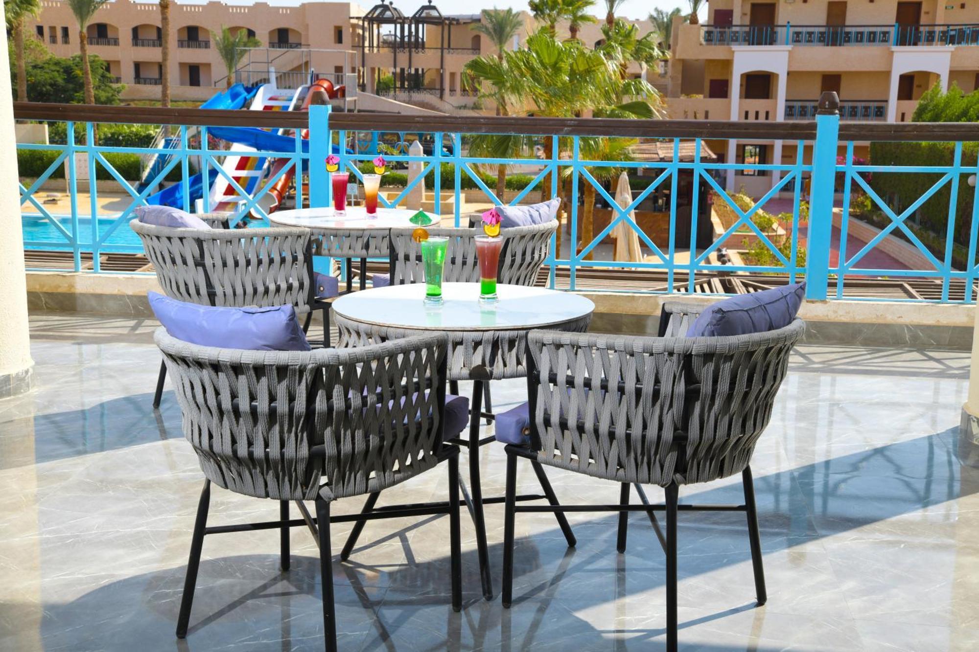 Ivy Cyrene Island Aqua Park (adults Only) Resort